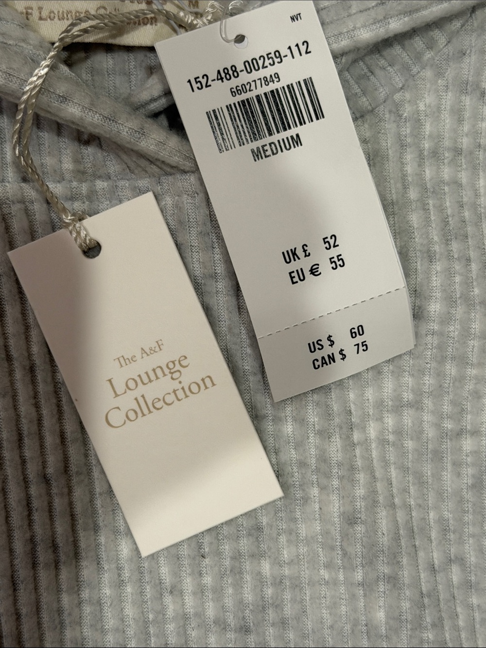 Sweater Subcategory Identification - Picture 2 of 7